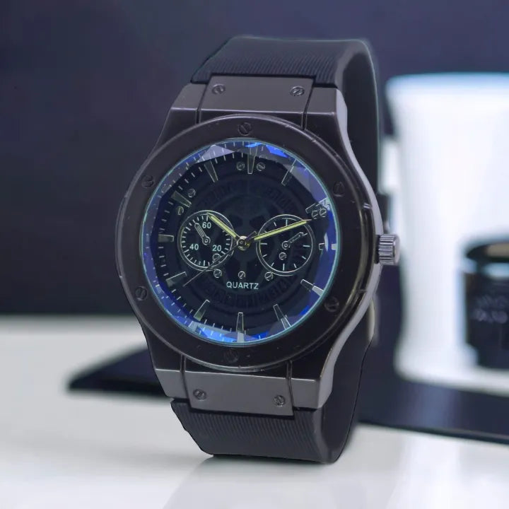 Stylish Sports Watch for Men with Silicone Strap
